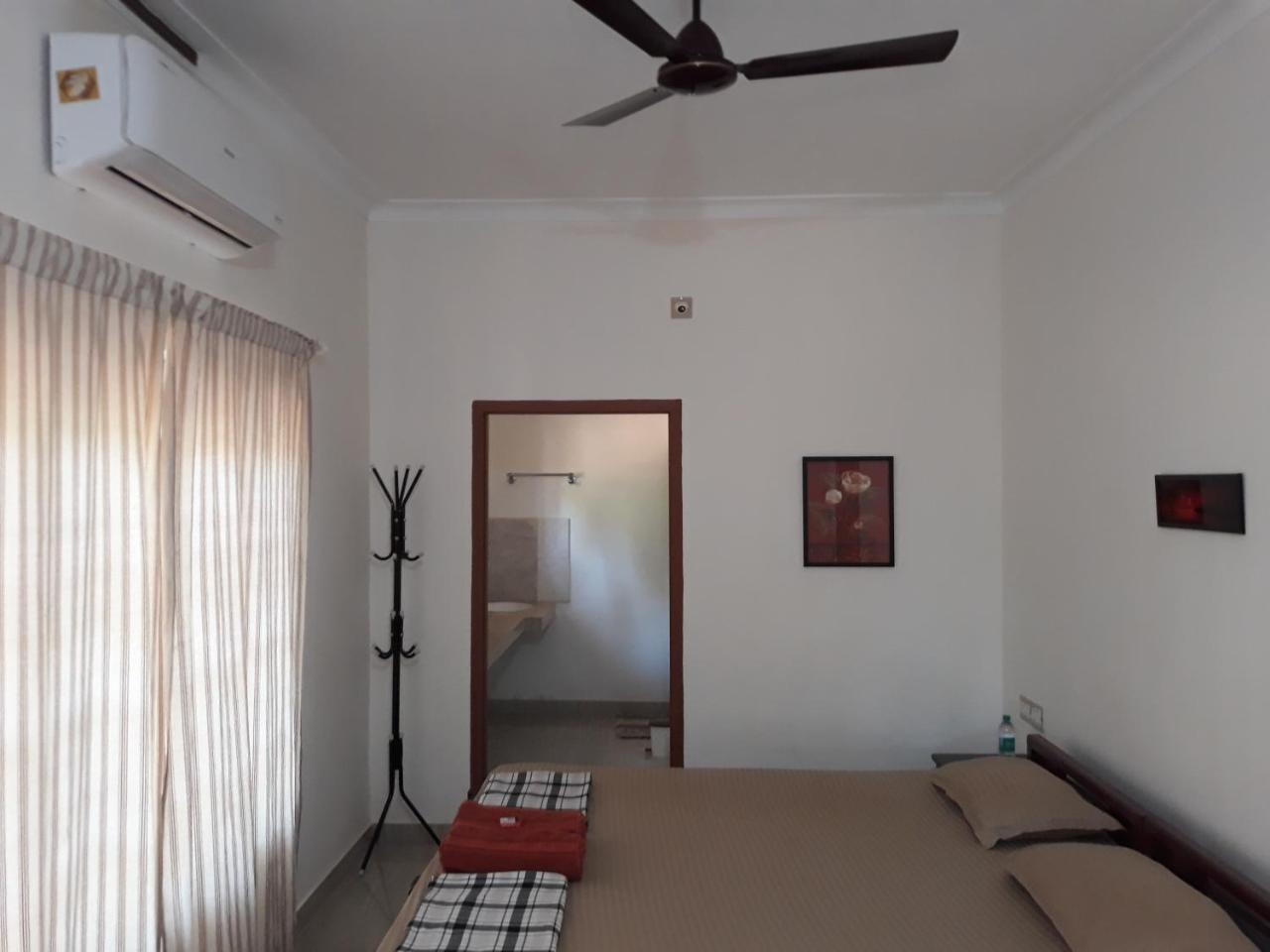Ivory Coaste Hotel Kannur Exterior foto